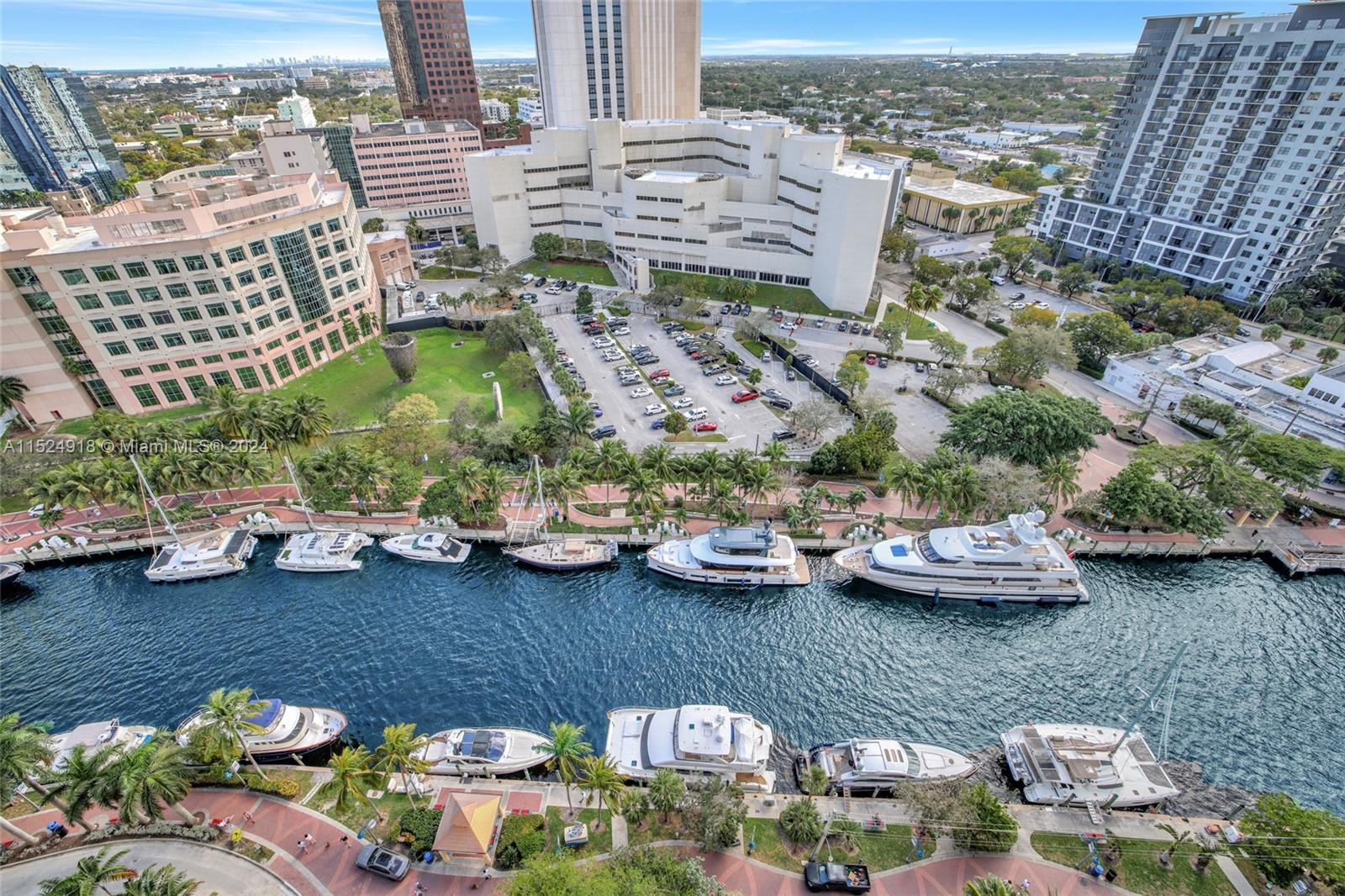LAS OLAS RIVER HOUSE - Residential