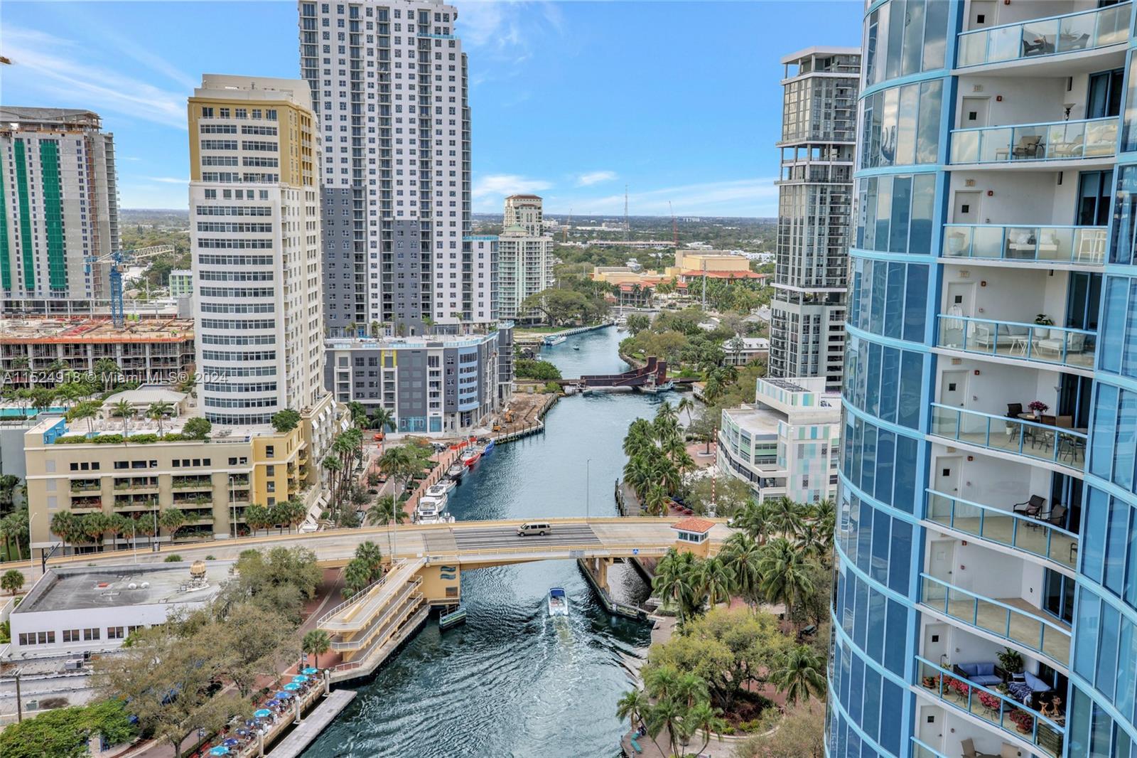 LAS OLAS RIVER HOUSE - Residential