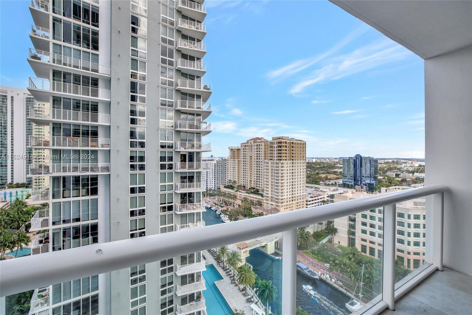 LAS OLAS RIVER HOUSE - Residential