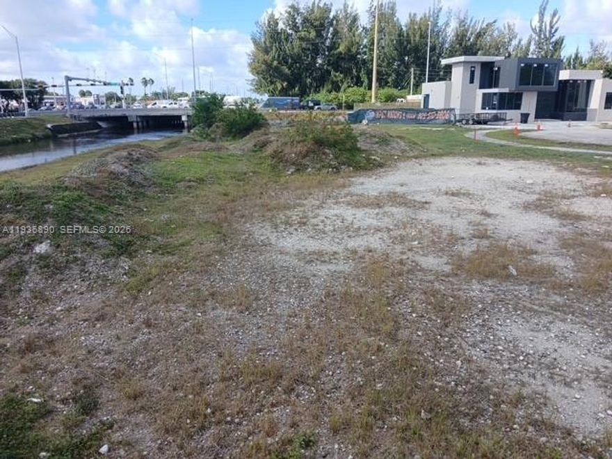 Oversized residential lot to build the home of your dreams!!
Lot is ready to build with all utilities: Water & Sewer and Electrical connections. Demucking, fill and compaction completed with Miami-Dade County permits. Great location near Florida International University. Fully developed and well established neighborhood. Surrounded by beautiful homes.