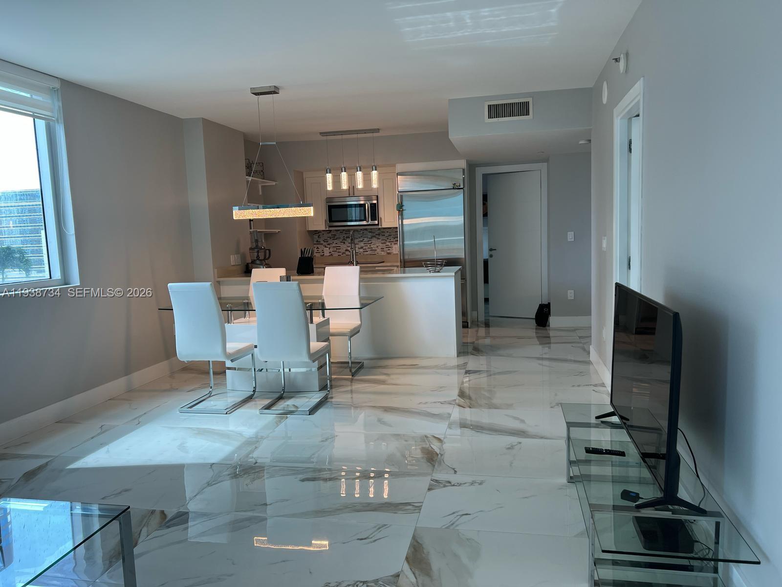 500 BRICKELL WEST CONDO - Residential