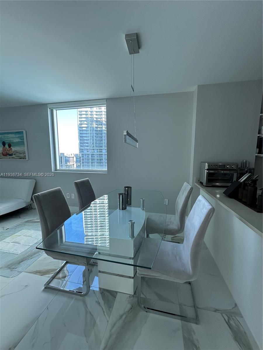 500 BRICKELL WEST CONDO - Residential