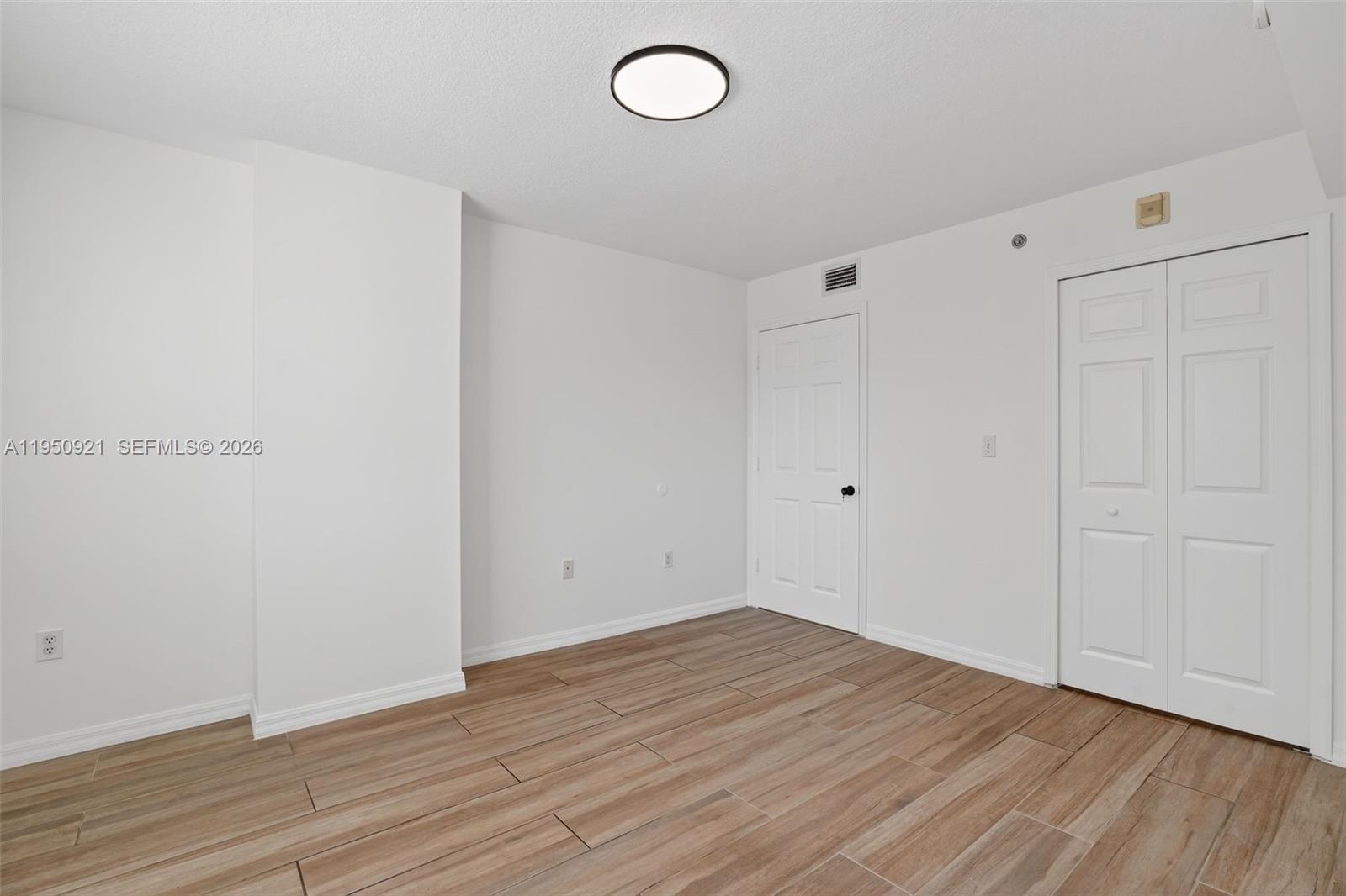 RIVER RUN SOUTH CONDO - Residential