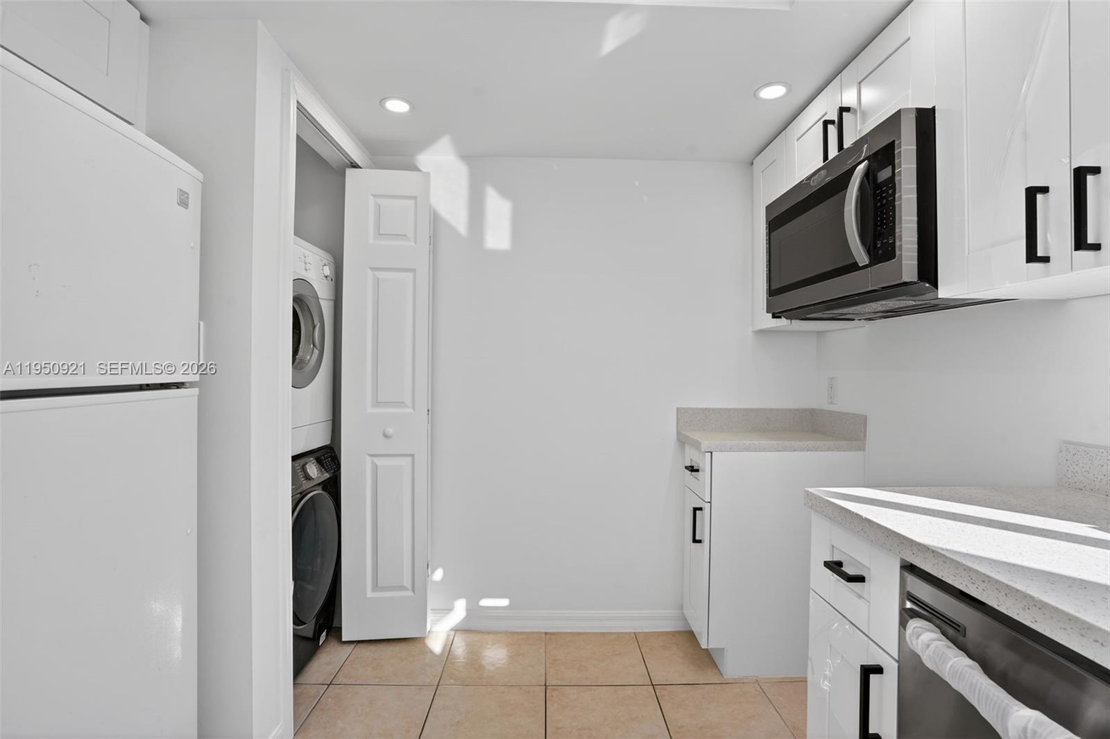 RIVER RUN SOUTH CONDO - Residential