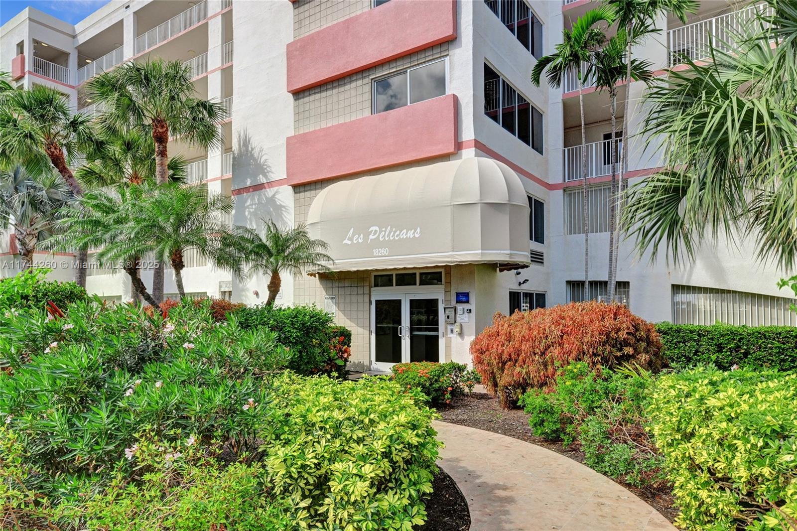 LES PELICANS (THE PELICAN - Residential