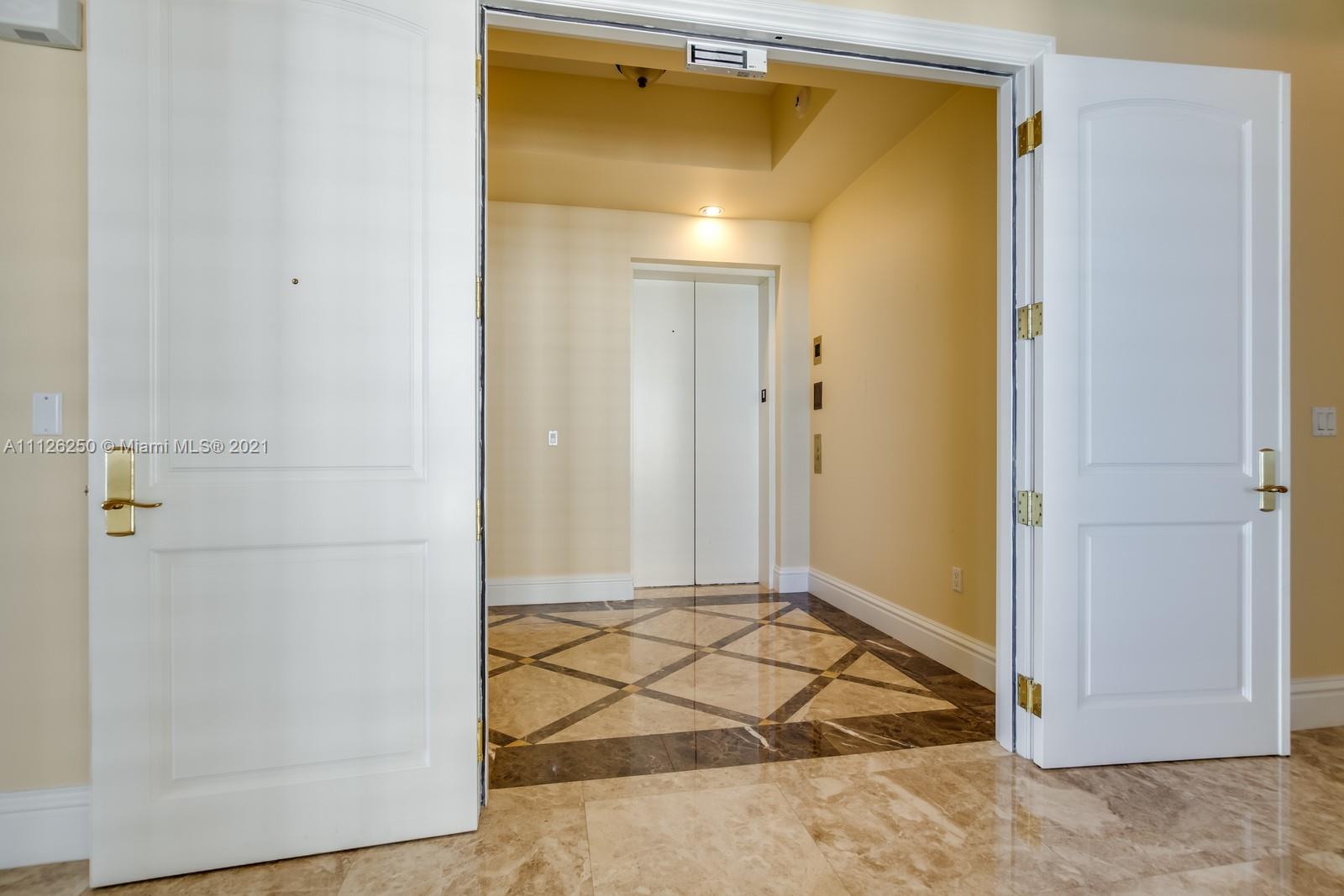 ONE SINGER ISLAND CONDO - Residential