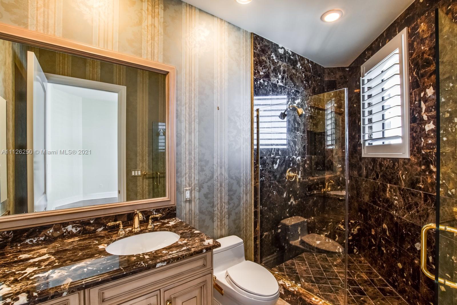 ONE SINGER ISLAND CONDO - Residential