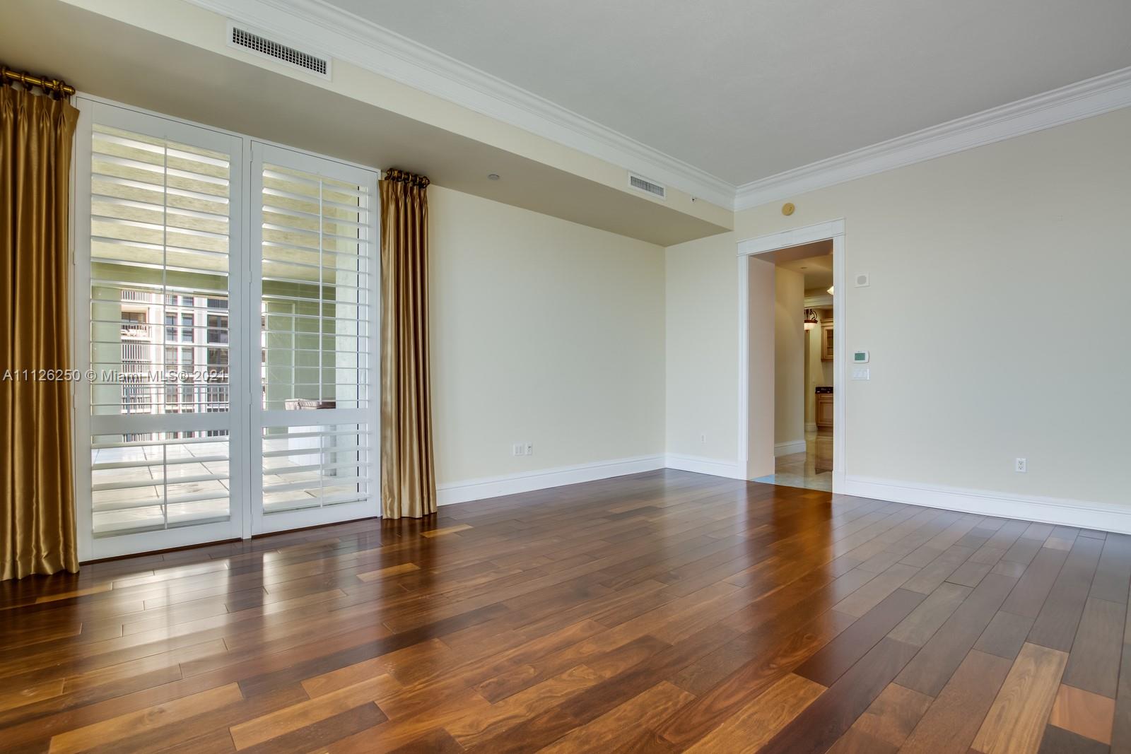 ONE SINGER ISLAND CONDO - Residential