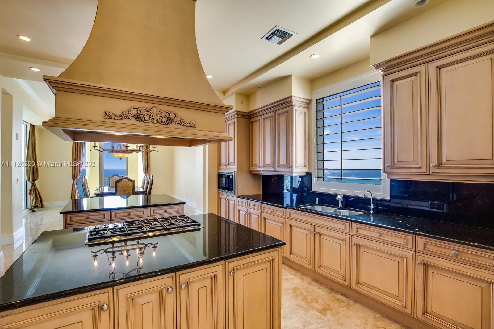 ONE SINGER ISLAND CONDO - Residential