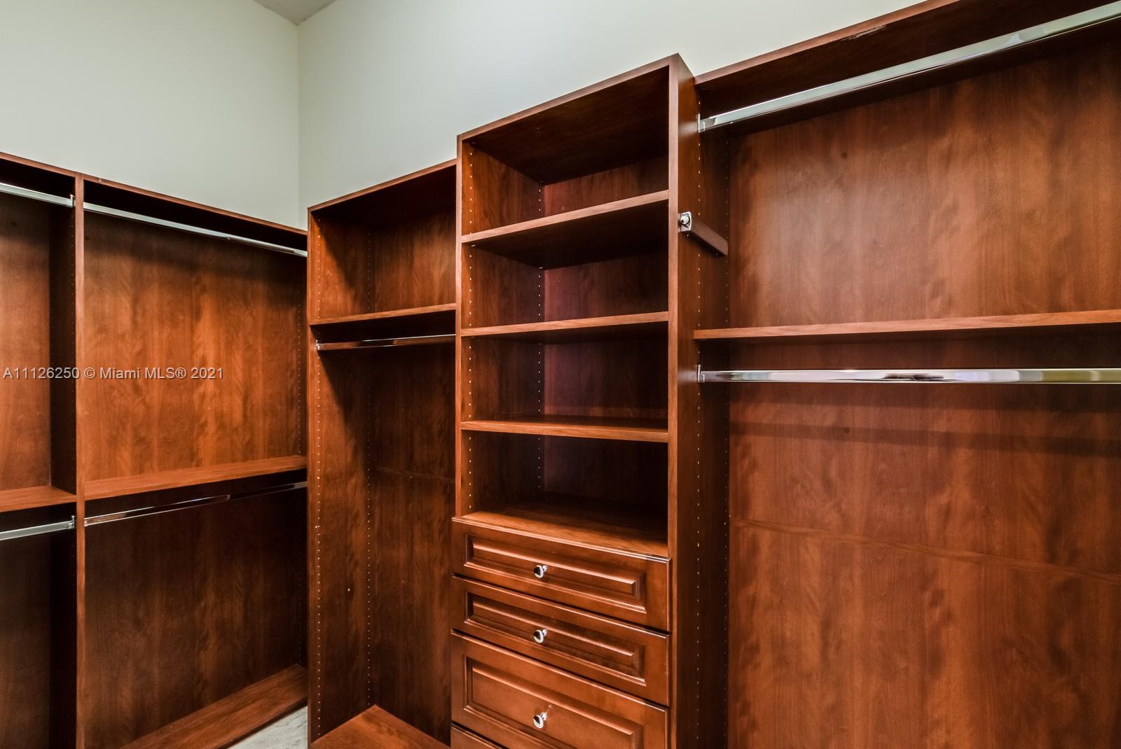 ONE SINGER ISLAND CONDO - Residential