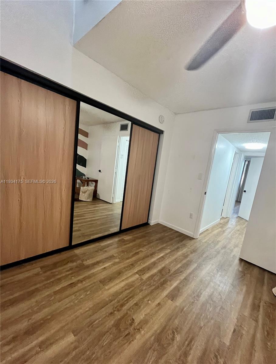 TRIANON PARK CONDO - Residential