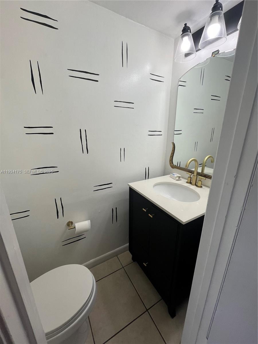 TRIANON PARK CONDO - Residential