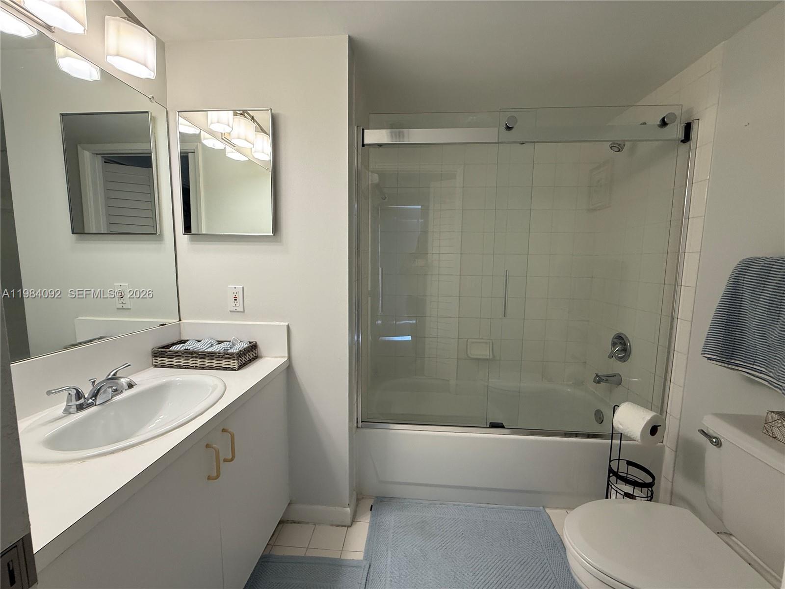 THE YACHT CLUB AT AVENTUR - Residential Lease