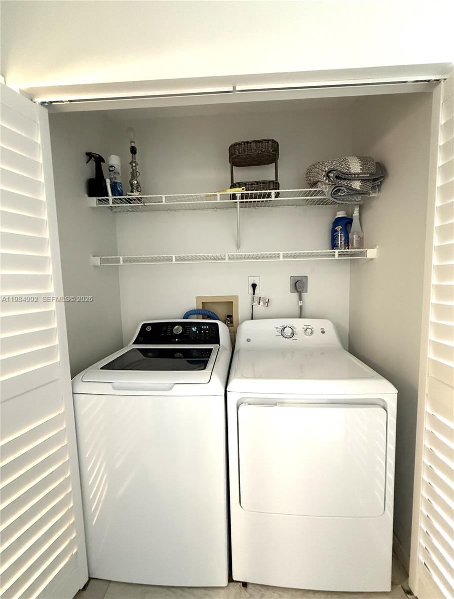 THE YACHT CLUB AT AVENTUR - Residential Lease