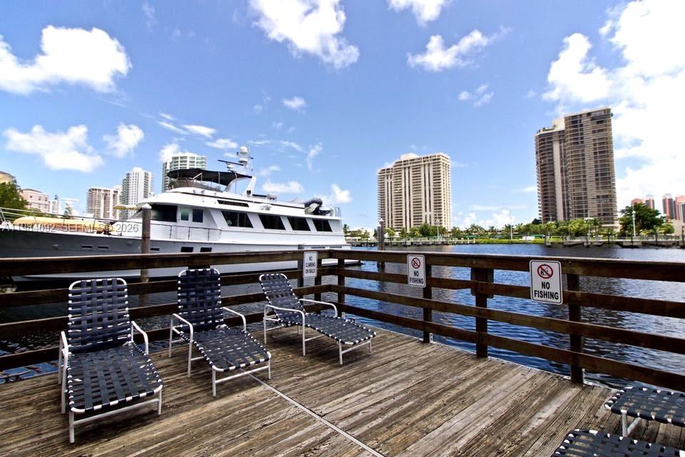 THE YACHT CLUB AT AVENTUR - Residential Lease