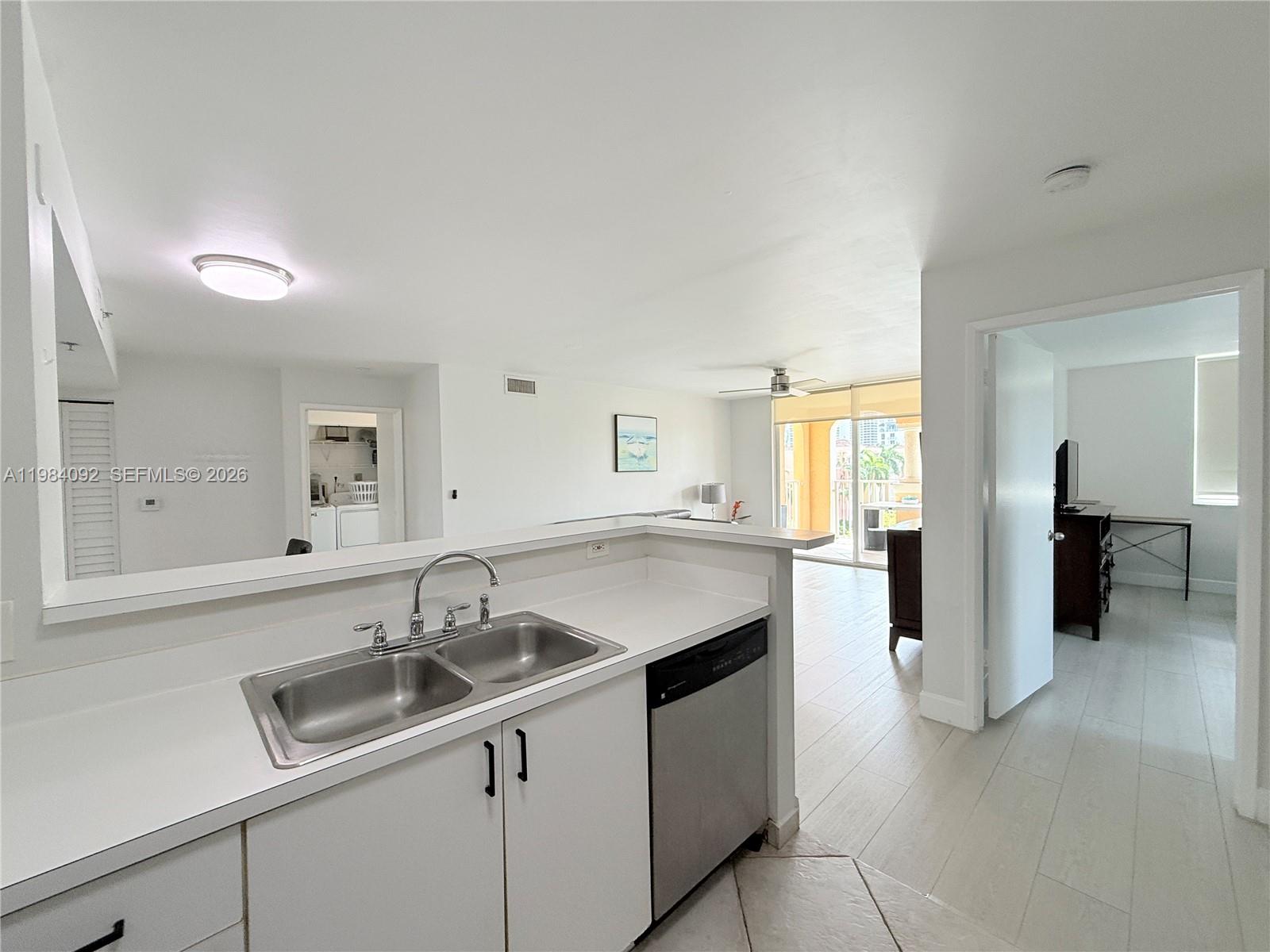 19701 E Country Club Dr 5601