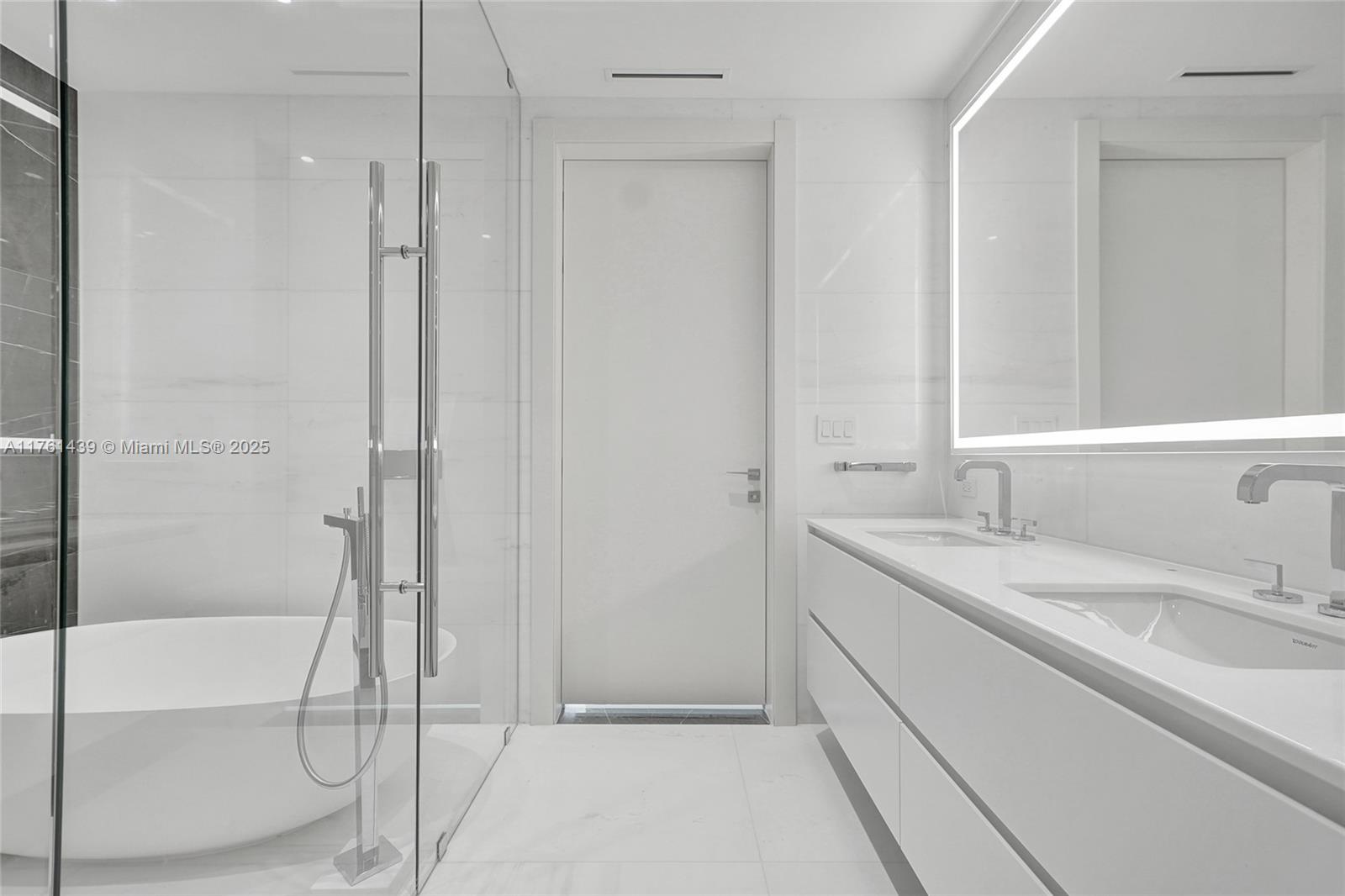 Aston Martin Residences - Residential