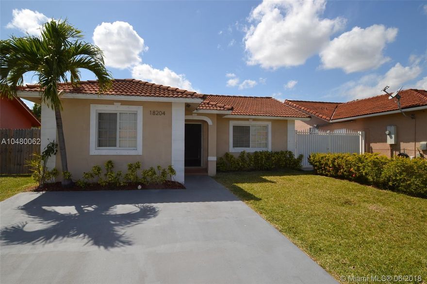 This charming home is a must-see. Features include a vaulted ceiling, ceramic tile flooring in the main living area, and plush carpet in the bedrooms for your comfort. Create culinary delights in the kitchen equipped with granite counters, stainless steel appliances and stylish cabinetry. The sparkling pool and large patio make this home ideal for outdoor entertaining. 
There is a $95 monthly pool maintenance fee added to monthly rent.