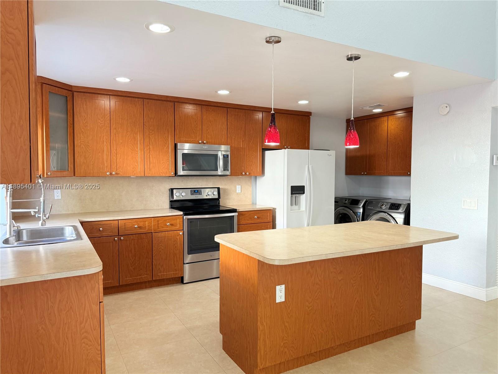VILLA HOMES AT THE MOORS - Residential