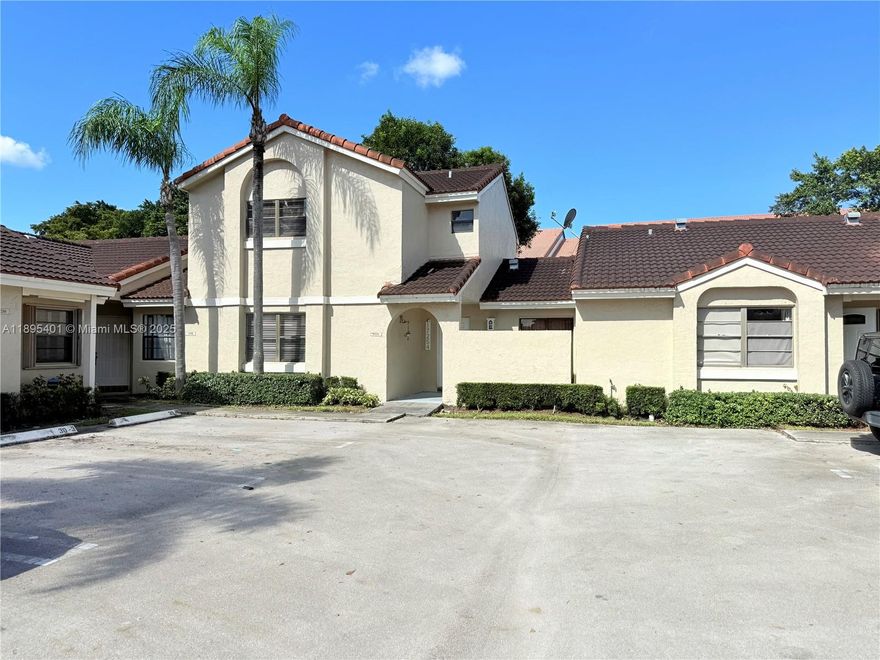 Spacious 3-bed, 2-bath townhouse in the desirable gated community of The Moors. Features one bedroom and one bathroom on the first floor. Freshly painted, with a full-size washer and dryer. Enjoy low HOA fees that include internet, cable, roof repairs, landscaping, two assigned parking spaces, and guest parking. Amenities include a pool, gym, basketball, tennis, racquetball, and pickleball courts. 24-hour security and easy access to 826, Turnpike, I-75, and dining