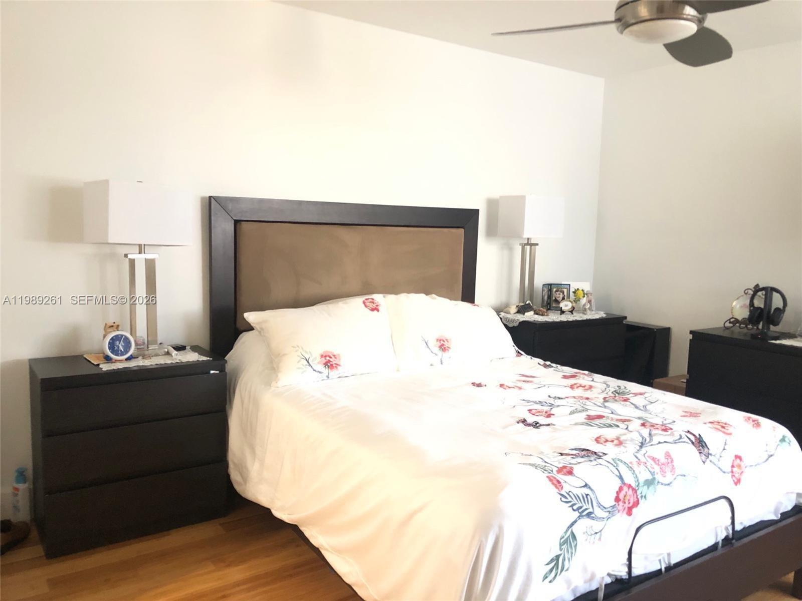 ADMIRALS PORT TOWNHOMES C - Residential Lease