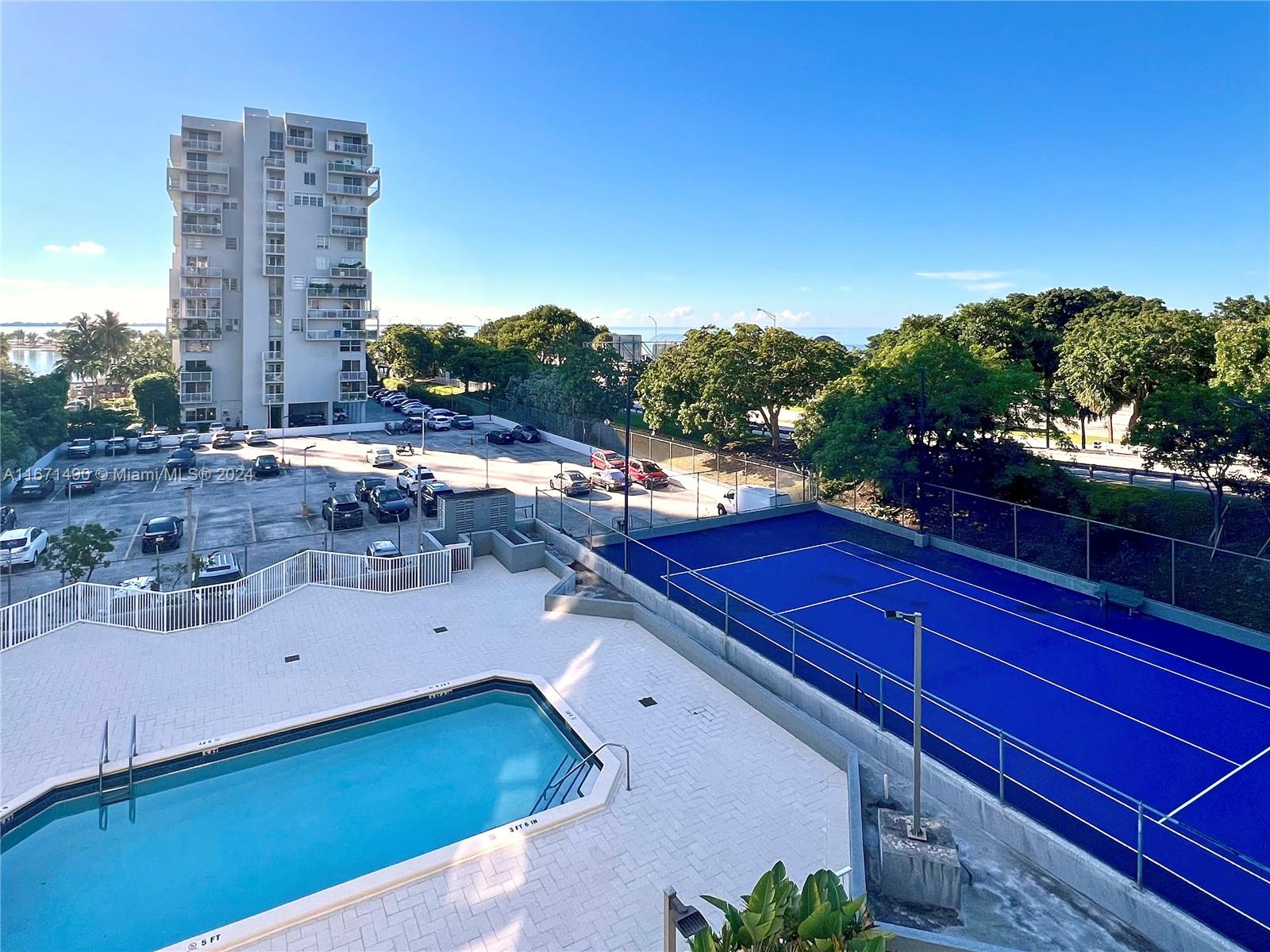 2501 Brickell Ave 406, Miami, Miami-Dade County, Florida - 2 Bedrooms  
2 Bathrooms - 