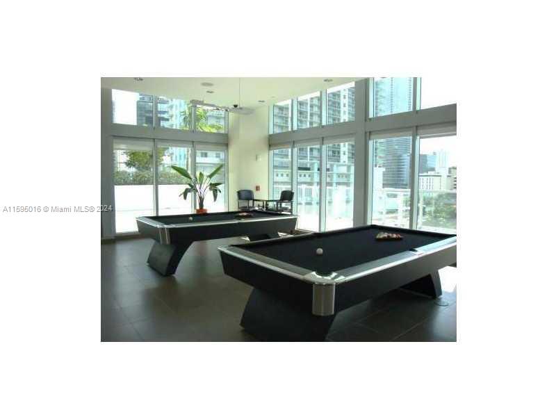 THE AXIS ON BRICKELL COND - Residential