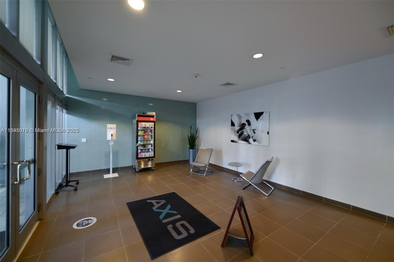 THE AXIS ON BRICKELL COND - Residential