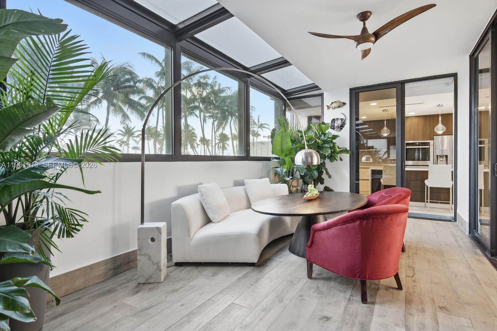 ONE THOUSAND VENETIAN WAY - Residential