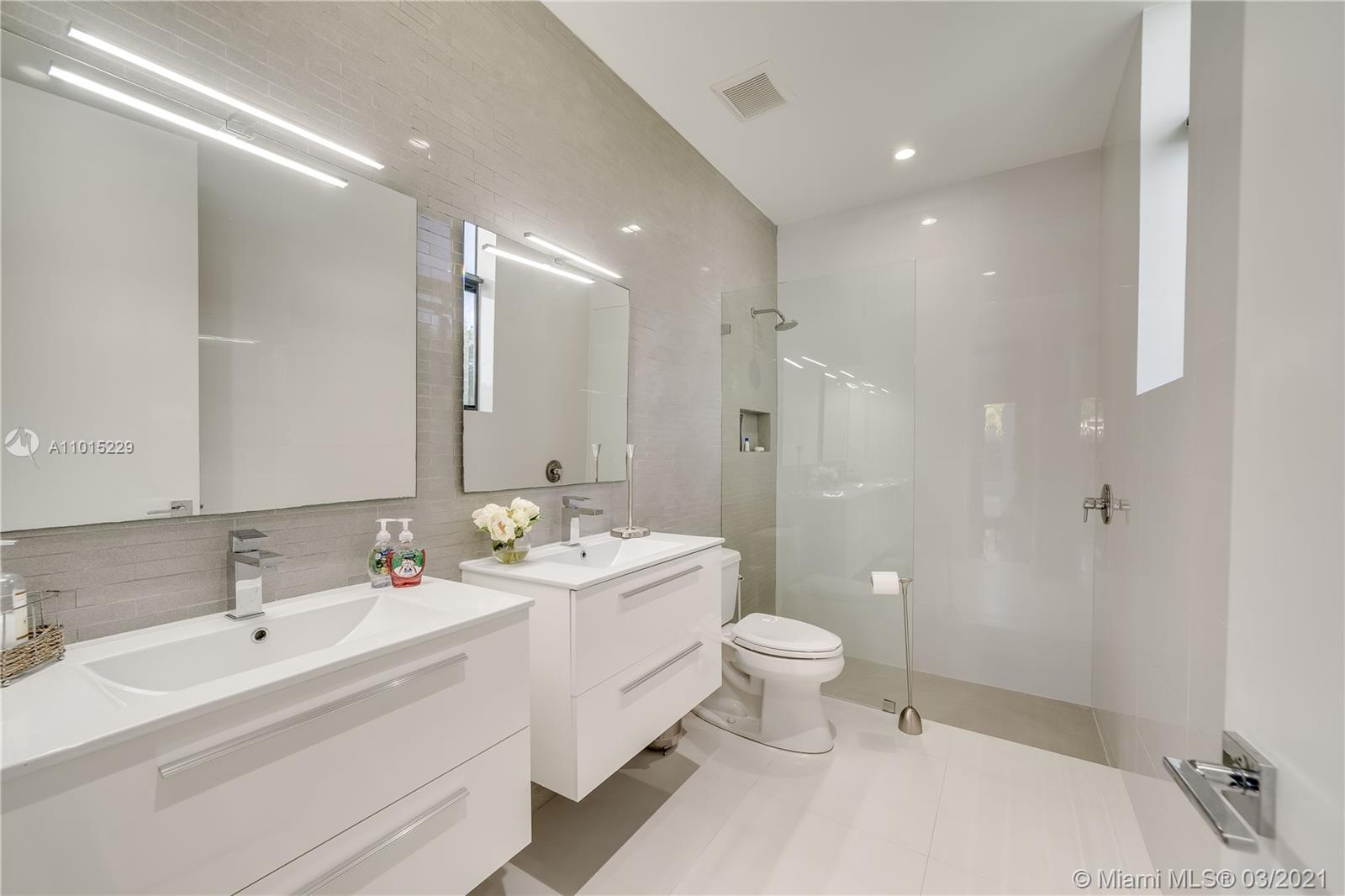 EVERGLADES SUGAR & LAND C - Residential