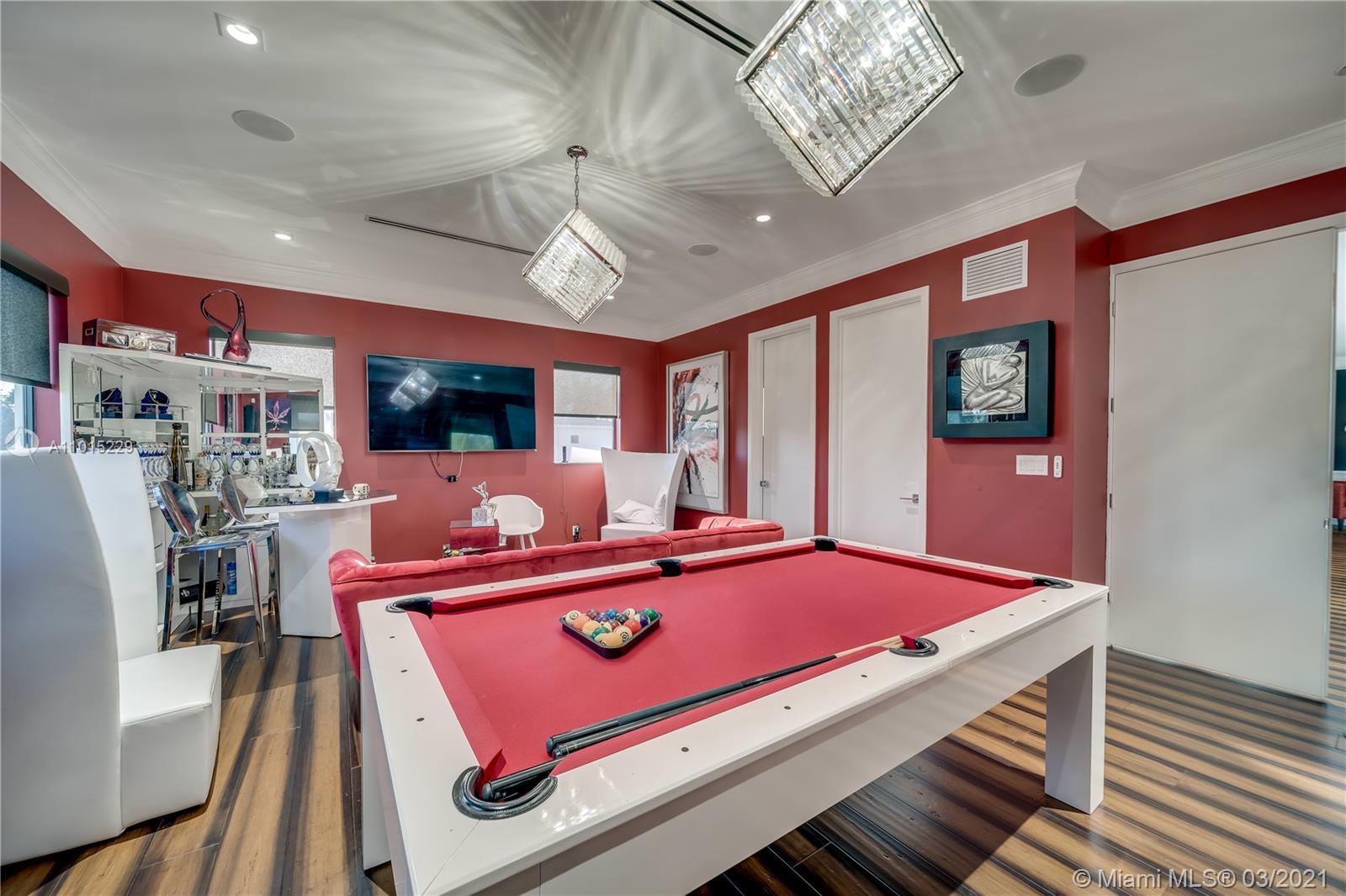 EVERGLADES SUGAR & LAND C - Residential