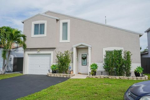 Photo of 19907 NW 67th Ct, Hialeah, FL 33015 (MLS # A11929910)