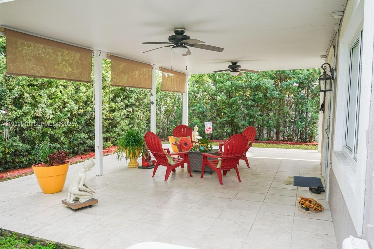 COUNTRY LAKE HOMES 2ND AD - Residential