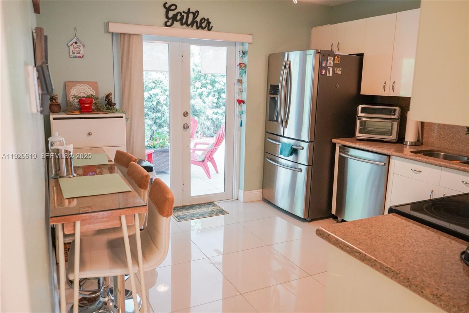 COUNTRY LAKE HOMES 2ND AD - Residential