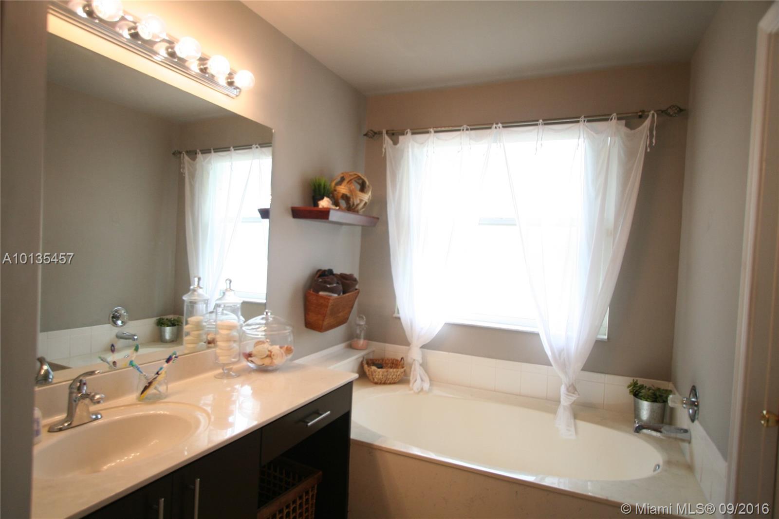 Chapel Trail II 112-16 B - Residential