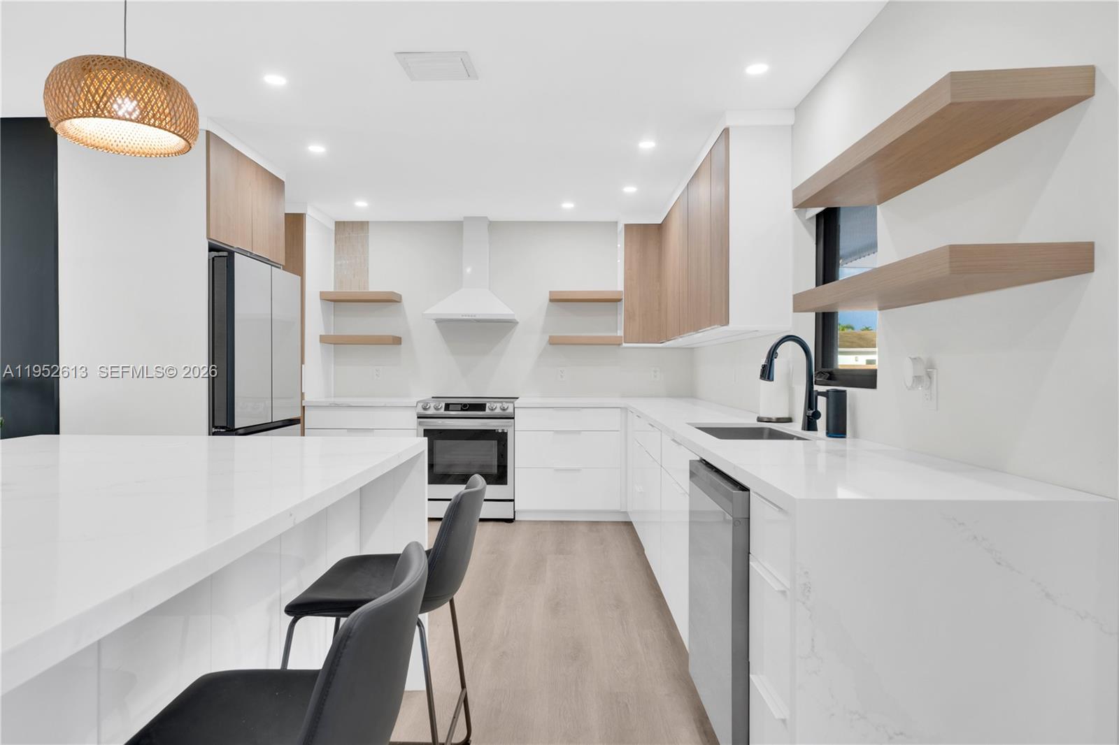 7TH ADDN TO RICHMOND HEIG - Residential