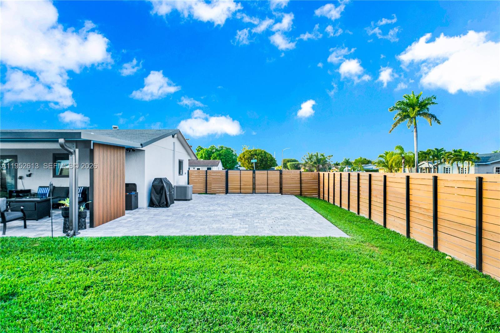 7TH ADDN TO RICHMOND HEIG - Residential