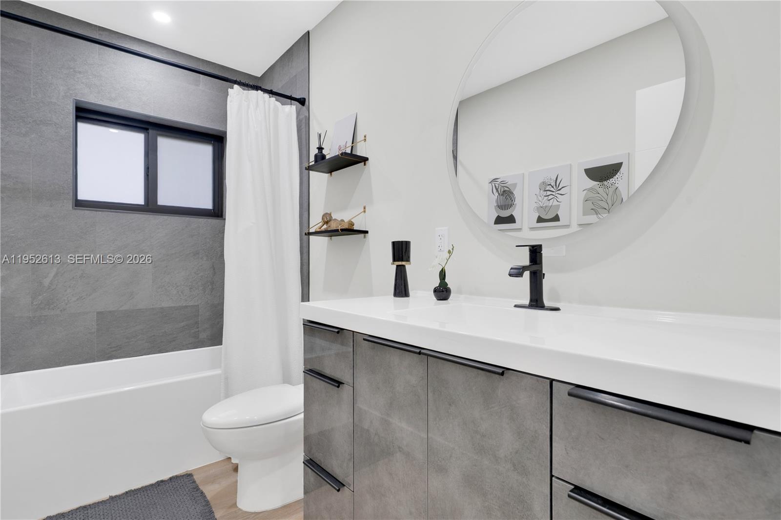 7TH ADDN TO RICHMOND HEIG - Residential