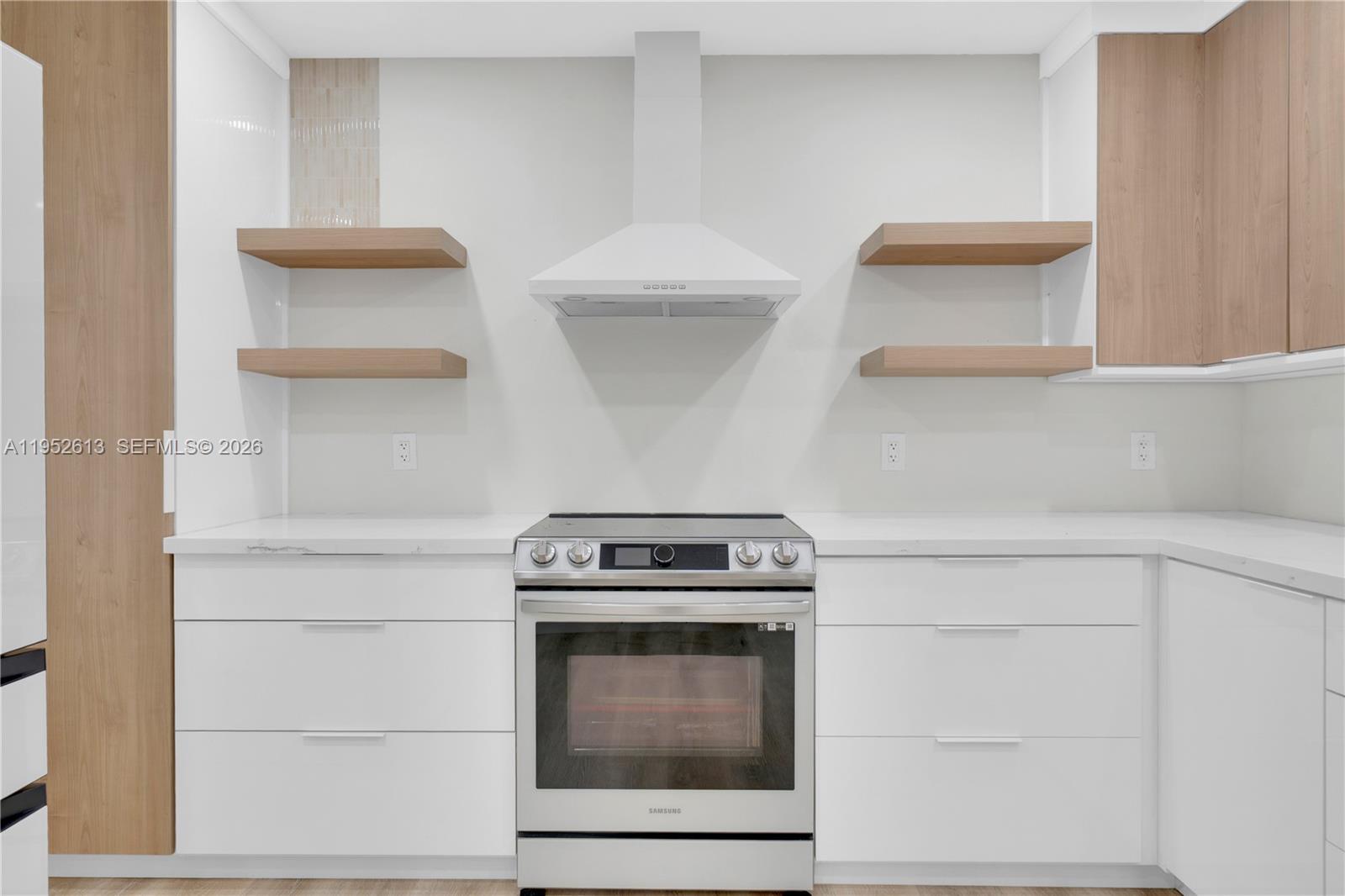 7TH ADDN TO RICHMOND HEIG - Residential