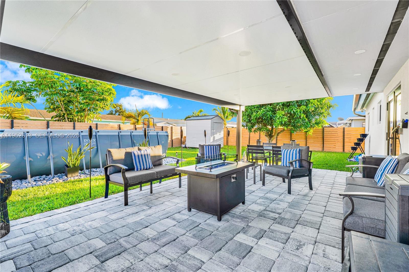 7TH ADDN TO RICHMOND HEIG - Residential