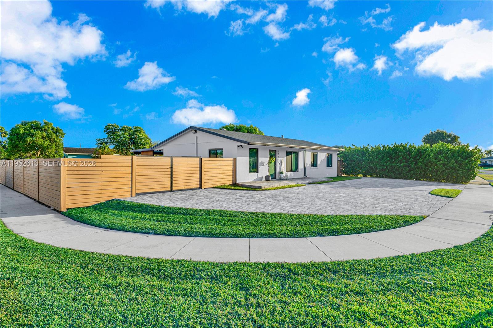 7TH ADDN TO RICHMOND HEIG - Residential