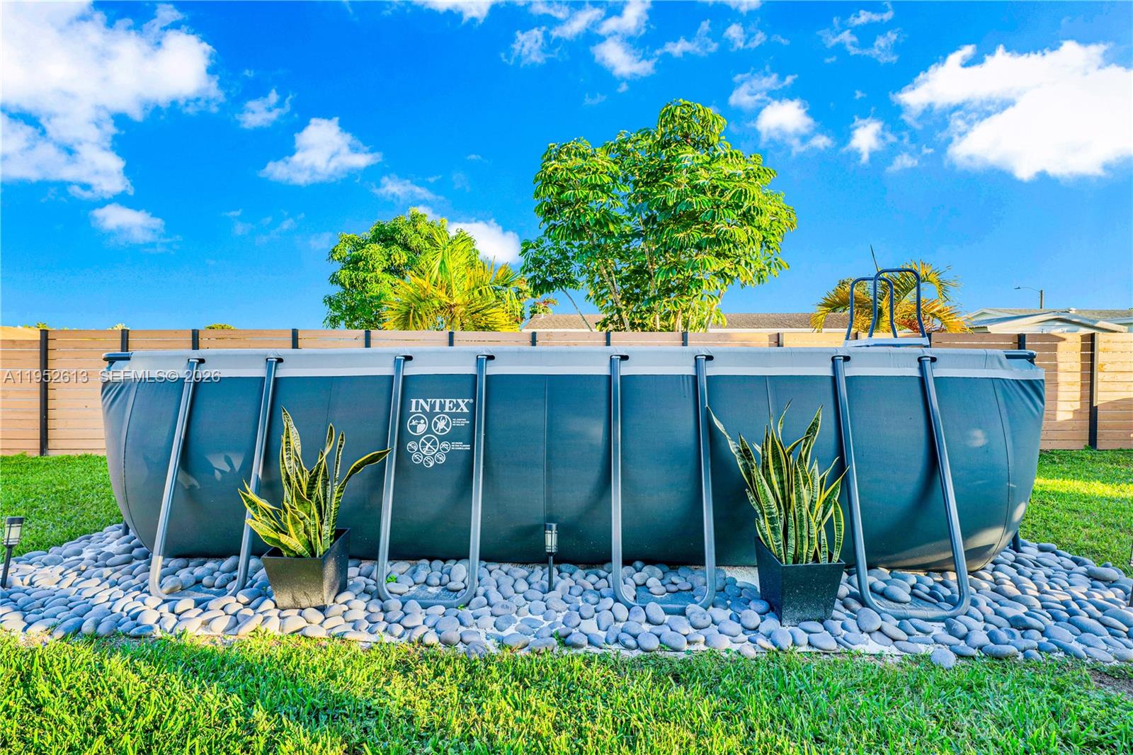 7TH ADDN TO RICHMOND HEIG - Residential