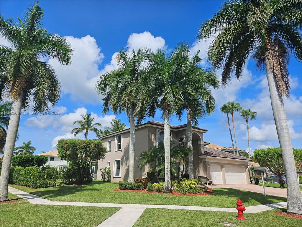 Photo of 21300 Waycross Dr, Boca Raton, FL 33428 (MLS # A11825667)