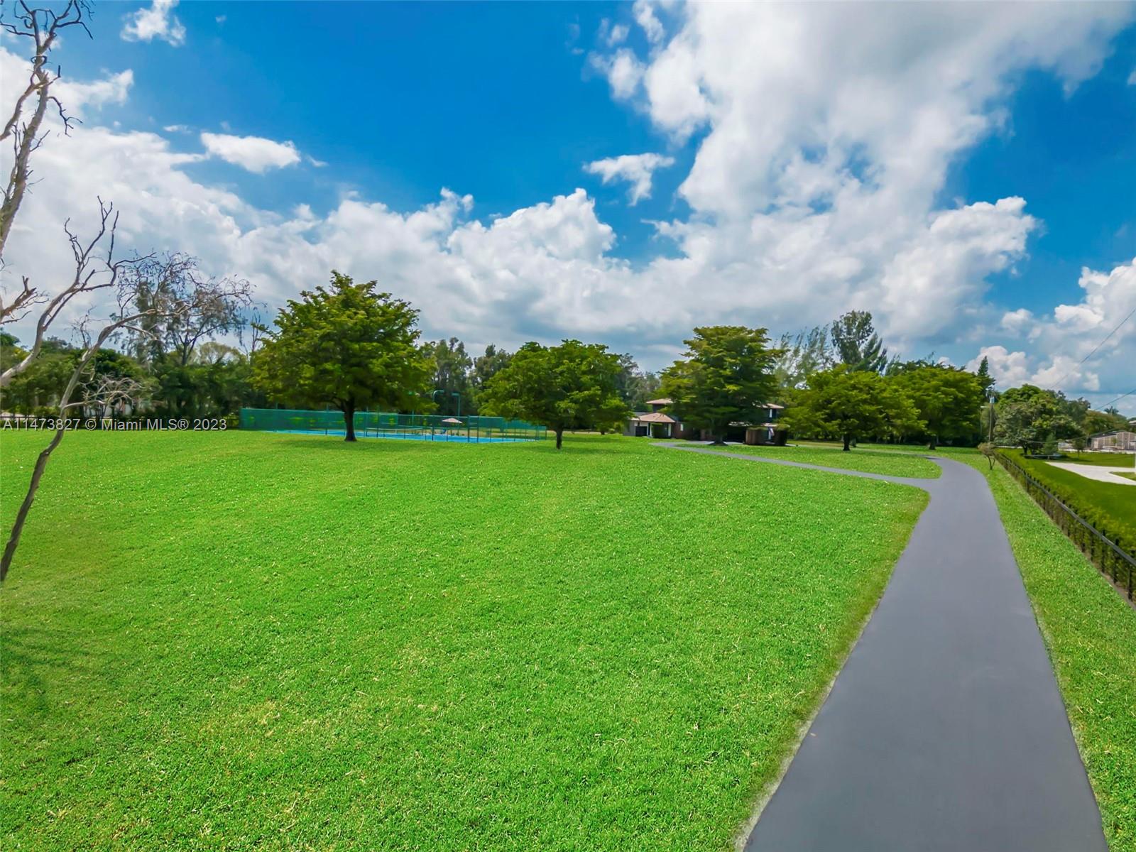 Sunshine Ranches - Residential