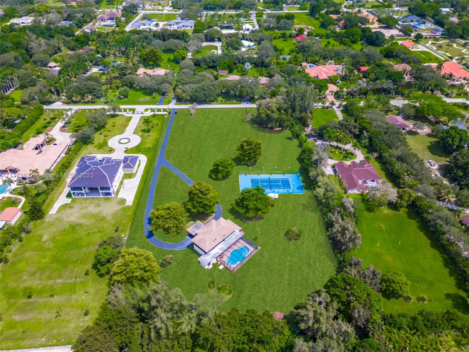 Sunshine Ranches - Residential