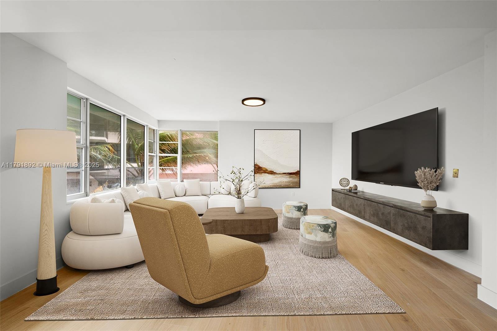 IMPERIAL HOUSE CONDO - Residential