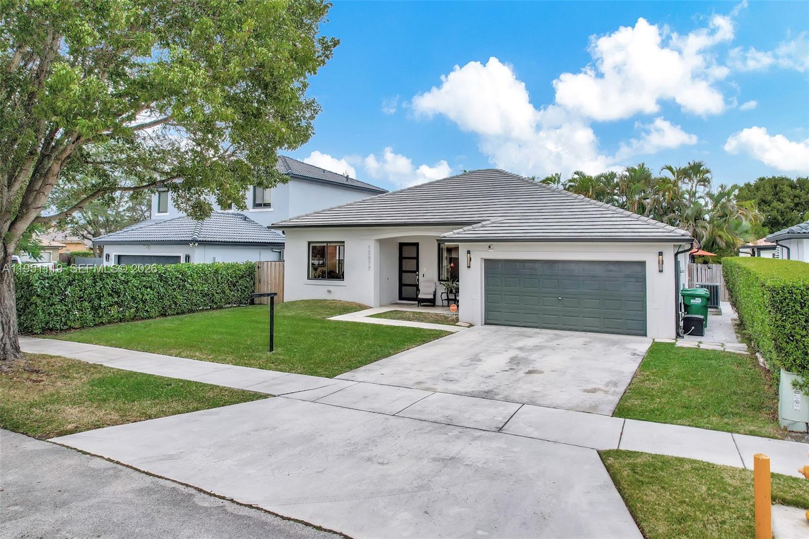 PARADISE REEF - Residential