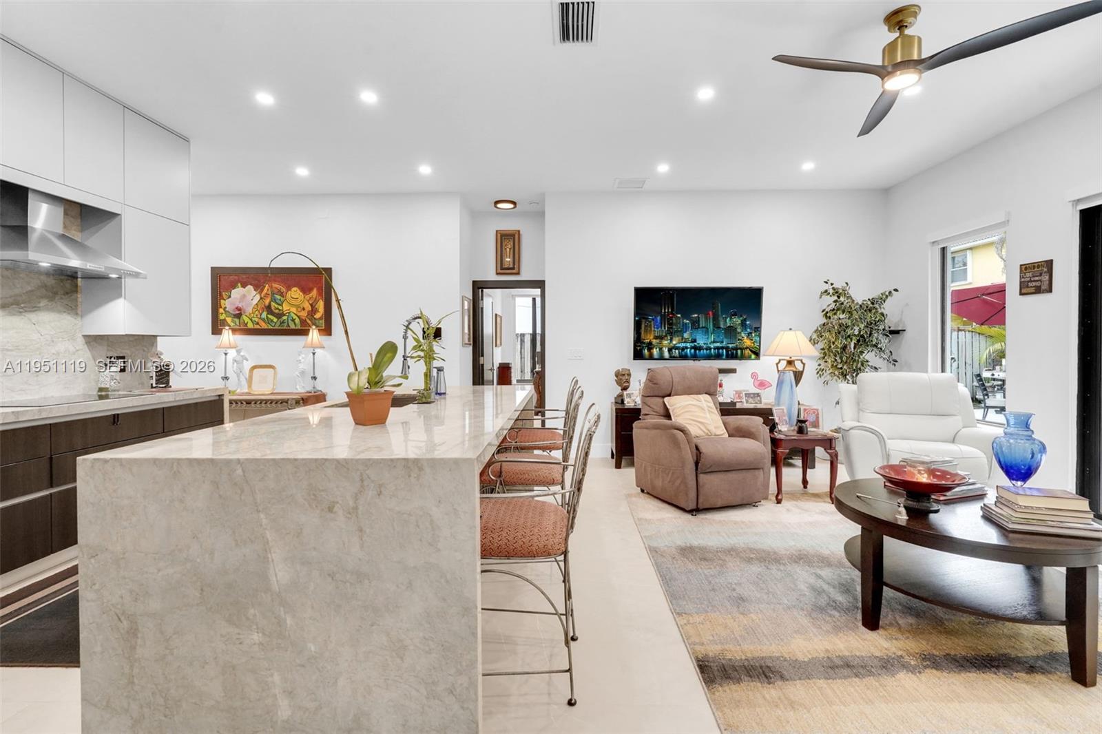 PARADISE REEF - Residential