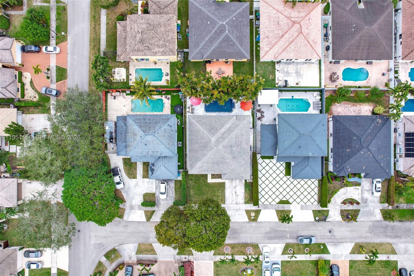 PARADISE REEF - Residential