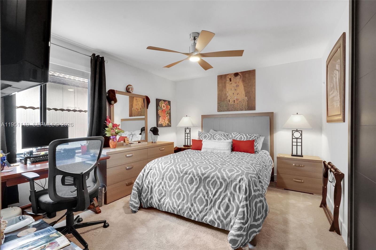 PARADISE REEF - Residential